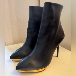 Charlotte Olympia Zip-Back Platform Ankle Boot - size 8B - NEW IN BOX